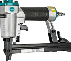 Aircraft Klammergerät KG 16 PRO für Stoffe, Folien, Bretter Klammerpistole