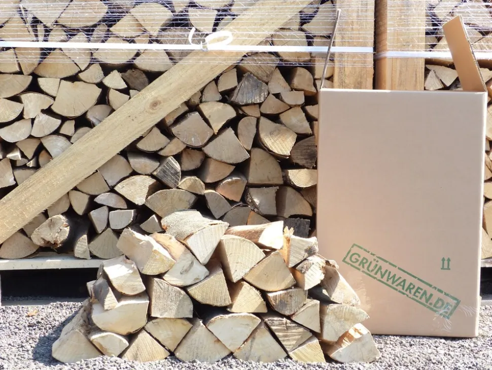 120 kg trockene Eiche, Kaminholz Brennholz Feuerholz Hartholz ca. 25 cm